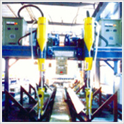 H型钢自动焊接机